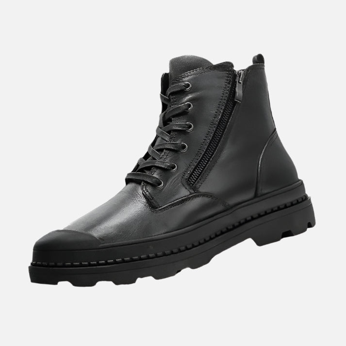 Bota Coturno Masculino Drauffen DF289 com estilo militar elegante, estrutura resistente e conforto para homens com personalidade marcante.