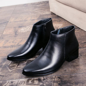 Bota de Couro Masculina Drauffen DF272 com acabamento sofisticado, couro premium e versatilidade para visuais casuais ou formais com estilo refinado.
