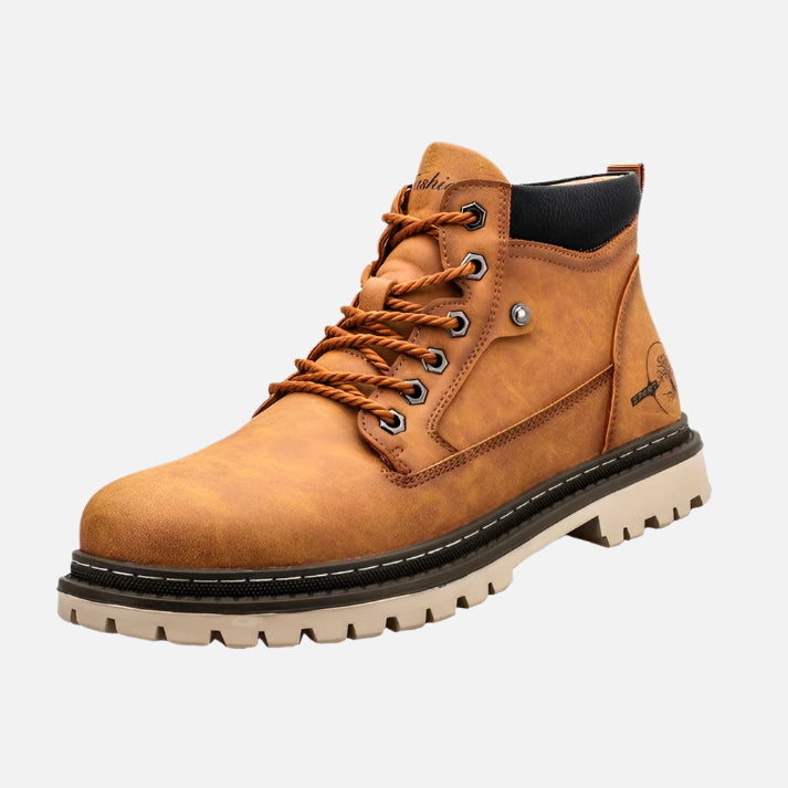 Bota Masculina Casual Drauffen DF282 com visual urbano moderno, acabamento impecável e conforto ideal para looks sofisticados e versáteis.