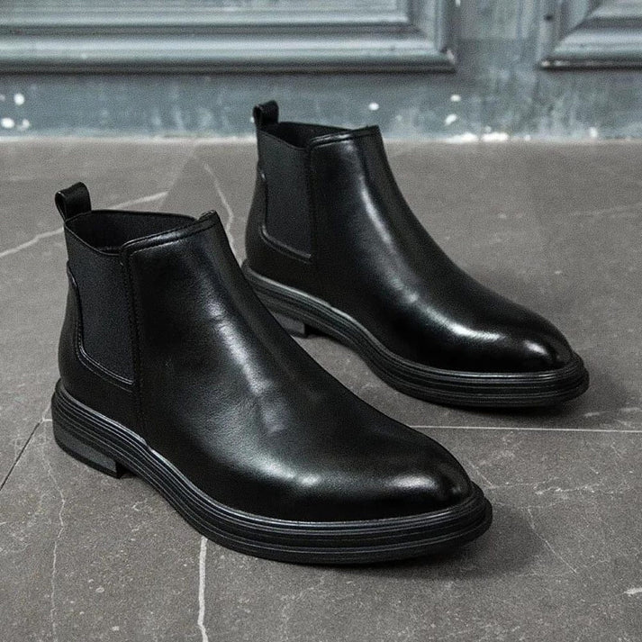 Bota Chelsea Masculina Drauffen DF273 em couro premium com design anos 60 e toque moderno para looks versáteis e sofisticados.